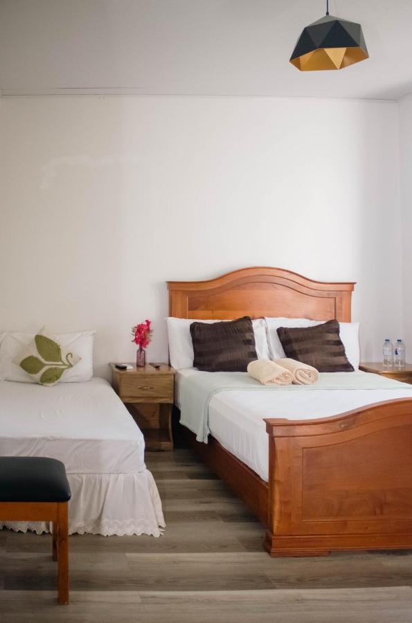 Hotel, Cocoview Valle de Ángeles Eksteriør billede